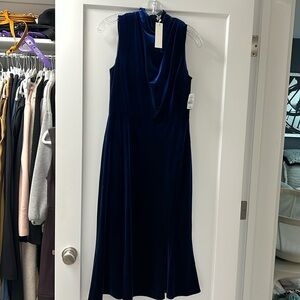 Blue velvet midi dress